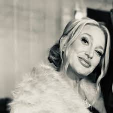 Anna Lanter (@anna.hogg.90) • Facebook