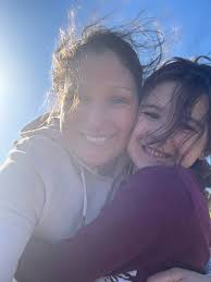 Hi Hart community! I am a new teacher and am looking to build my classroom  library. If you have some books kicking around that you're looking to get  rid of, I'd be