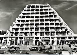 La Grande Motte Le Grand Pavois Montpellier 1967 68 Archi Jean Balladur Architecture Architecture Art Building
