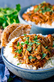 Brown onions, garlic and curry powder in the same skillet and then add to the slow cooker. Slow Cooker Lamb Curry Nicky S Kitchen Sanctuary