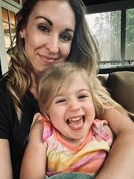 Robin Causby's Instagram, Twitter & Facebook