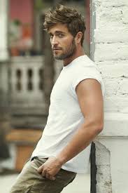 Surfer hair and haircuts for men were popularized in the 1950s and are ultimately. Mens Surfer Styles 15 Best Surfer Hairstyles For Guys And How To Get Style Atoz Hairstyles
