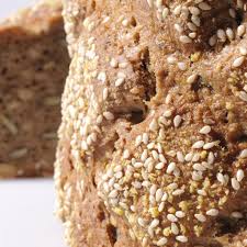 Komm Auf Den Geschmack Es Geht Nichts Uber Ein Frisches Brot Wienerroither Maguat Du Klickst Wir Liefern Backerei Dessert Ideen Lebensmittel Essen