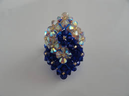 Bague Bleue Et Or Deux Carres Entrelaces En Perles De Cristal Swarovski Bague Par Perles And Pinpin Bague En Cristal Perles De Cristal Perle