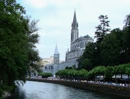 A este encuentro con la virgen. Lourdes Altos Pirineos Wikipedia La Enciclopedia Libre