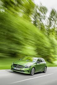 La Classe A Des Lignes Remarquables Et Des Courbes Dynamiques Voitures Neuves Mercedes Benz Mercedes