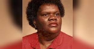 Sally Brannon's Instagram, Twitter & Facebook