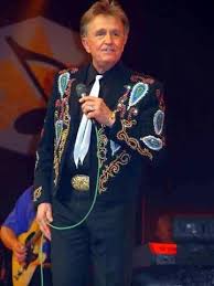 That's how the doors began to open. this year, anderson is celebrating his 50th anniversary as a member. Bill Anderson 11 22 13 Bridgestone Arena George Jones Tribute Concert Country Music Artists Best Country Music Country Music