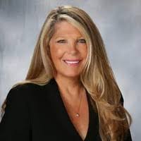 Randi Moore's Instagram, Twitter & Facebook