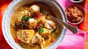Fish In Coconut Narial Machhli Recipe Tamarind Recipes Poached Fish Recipes Ramadan Recipes