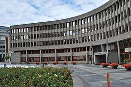 Regjeringskvartalet is a collection of buildings located in the centre of norway's capital city oslo, housing several offices for the norweg. Regjeringskvartalet Wikipedia