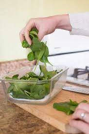 Pat them dry with a kitchen towel. How To Store Spinach So It Stays Fresh All Week The Natural Nurturer
