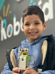 Tinker, create, innovate—let's build the future together!🔧🤖 📍 Address:  📌80 Galal El Desouki Street, Extension of Wabour El Mayah, El Baraka  Compound, Alexandria 📞 For More details:035447934