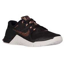 Performance updates to this sneaker from the metcon 4 include directional grooving on the medial. Nike Metcon 2 Women S Rose Gold Size 8 5 Nike Metcon 2 Nike Metcon Heeled Flip Flops