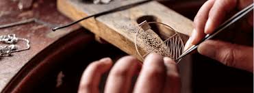 Who are the best jewelry designers? 5 Jewelry Brands You Ll Love For Christmas Fairmined