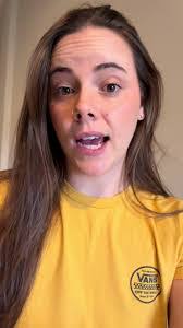 Riley Roos's Instagram, Twitter & Facebook