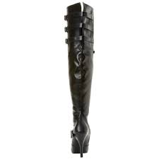For tall girls, men in heels and any one who loves to wear high heels. Porter Des Cuissardes Noires Mollets Tres Larges