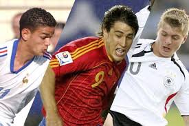 S'il est une activité qui ne présente aucun intérêt pour l'humanité, c'est bien d'établir le classement des meilleurs joueurs de foot de tous les temps. Avant Adil Aouchiche Que Sont Devenus Les Meilleurs Buteurs De L Euro U17 L Equipe