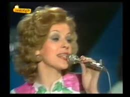 Welche länder nehmen mit welchen kandidaten am eurovision song contest 2021 in rotterdam teil? Eurovision 1975 Netherlands Teach In Ding A Dong Winner Youtube