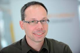 Change mich am Arsch: Wie Unternehmen ihre Mitarbeiter und sich selbst  kaputtverändern