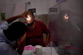 After rising cases of 'black fungus', reports over 'yellow fungus'. K1mdred7mo1dim