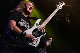 The band's lead singer, guitarist and other co. David Ellefson On Evh K K No Cover And Heavy As Hell New Megadeth Album