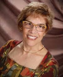 Sonia Crane's Instagram, Twitter & Facebook