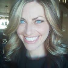 Brooke Bell (brookeellenbell)