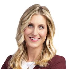 Amanda Prosser's Instagram, Twitter & Facebook