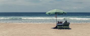 Et si vous pensiez que cette invention les deux inventeurs français ont mis au point un parasol résistant aux bourrasques de vent et qui ne s'envole pas. Parasol Comment Faire Pour Qu Il Resiste Au Vent Parasol Deporte