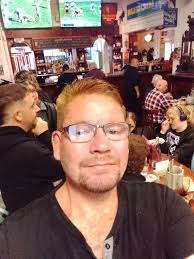 Hey everyone I just want to say hi and share a pic I took (with my grandpa  glasses lol) I'm here looking to meet people and make friends to share good  times