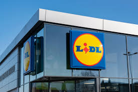 Lidl plus lidl de #lidl fördert als partner von @cmia_abtf #nachhaltigkeit im baumwollanbau. Lidl Setzt Bei Billigen Eigenmarken Auf Neue Idee Mit Der Aldi Erfolg Hat Business Insider