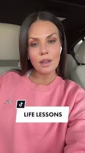 Nevaeh Schmidt's Instagram, Twitter & Facebook