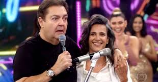 Tá bem conservado, comentou um. Faustao Revela Que Simone Ja Tem 70 Anos E Web Nao Consegue Acreditar O Presente