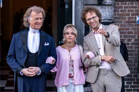 Number 11 tonight! Be there, or watch the concert in cinemas this August. More info 👉 andreincinemas.com! 🍿🎬