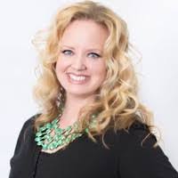 Kelly Cotner's Instagram, Twitter & Facebook