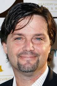 Актёры, режиссер и создатели сериала Уокер (2021-2024)