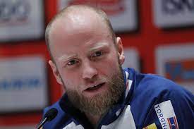 Norway's martin johnsrud sundby & johannes høsflot klæbo are 2018 olympic champions in * sundby's time penalty, wtf? Martin Johnsrud Sundby Langrenn Sundby Avslorer Mysteriet Derfor Har Han Slitt I Sesongstarten