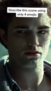 Edward walked around *gingerly* in the sun and Bella was shook 😨