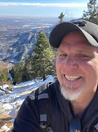 Best time to hike the incline in Colorado?