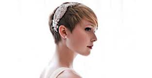 Oltre 20 foto di tagli imperdibili per il 2020 con le tendenze per capelli corti, medi e lunghi, lisci, ricci, mossi e con frangia. Idee Capelli Corti Per La Sposa 2014 Unadonna