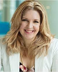 Holly Trojanowski's Instagram, Twitter & Facebook