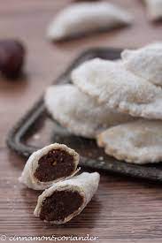 Celebrate the holiday while sharing cookies & recipes! Italian Christmas Cookies With Chestnut Filling Chestnut Tortelli Recipe