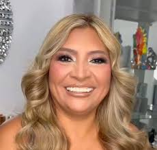 COMPARAN A YANIRA BERRÍOS CON KATHYA CARRANZA ¿SE PARECEN? Luego que la  tiktoker más famosa de El Salvador, Yanira Berríos, sorprendiera a sus fans  con su increíble cambio de look, los usuarios