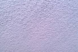 Λυκό μάρμαρο, από ον α΄ όροφο και άνω, η νόια (κύρια όψη), ην αναολική και η υική όψη νώ η βόρια υπήρχαν μόνο χιοι /ή ανοίγμαα. Epe3ergasies Agia Marina Marble