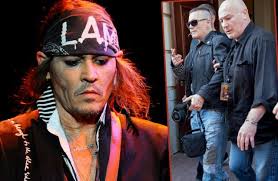 The johnny depp and amber heard saga continues as the actress is now being investigated for perjury in her domestic violence case against the hollywood actor. Johnny Depp Schock Interview Tiefe Einblicke In Sein Kaputtes Leben