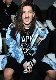 In the past, long hair were considered a pride for people and both men and women used to sport them. Hector Bellerin Misses Arsenal S Trip To Blackpool To Attend London Fashion Week