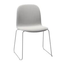 Visu Chair Sled Base Is Ergonomic Functional And With A Timeless And Recognizable Profile Form Pressed Veneer Give Upholstered Chairs Chair Furniture Chair