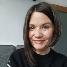 Siân Davidson (@English_MrsD)