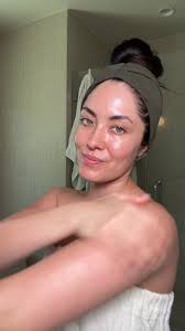 Necessaire Vitamin C Body Serum